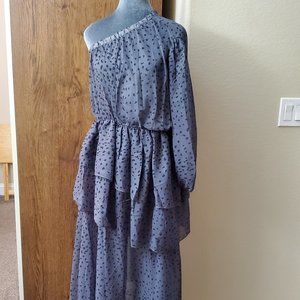 MAXI Dress Size XXL/Fits XL Gray Black Dots  **Bundle 3 get 30%OFF**